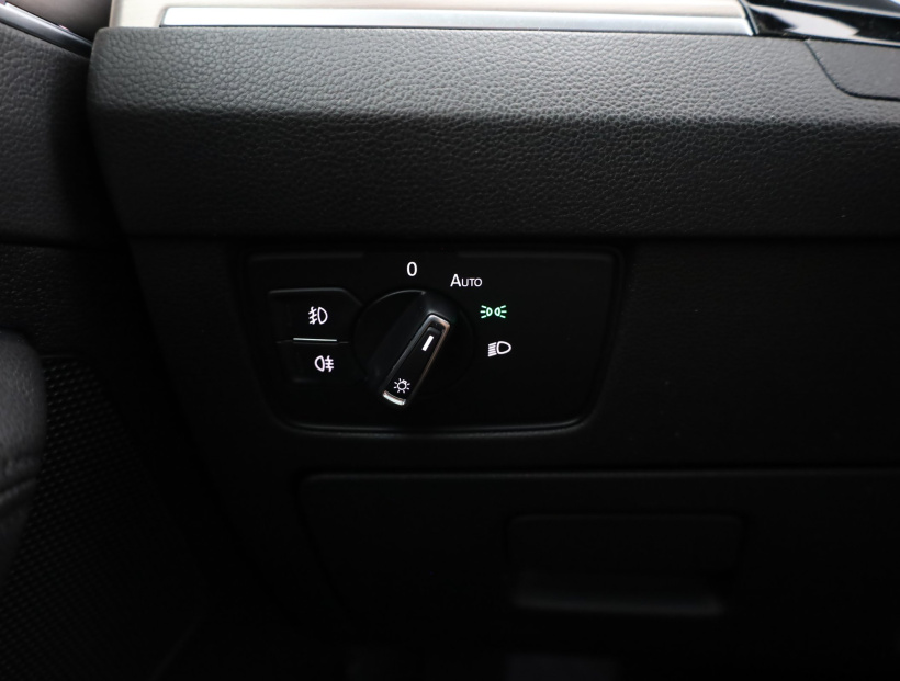 Volkswagen Passat, 2018