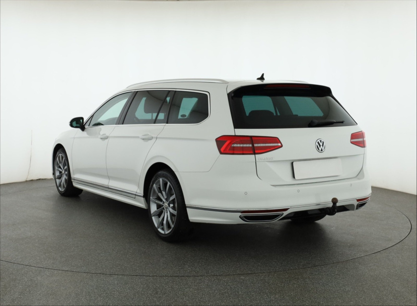 Volkswagen Passat, 2018