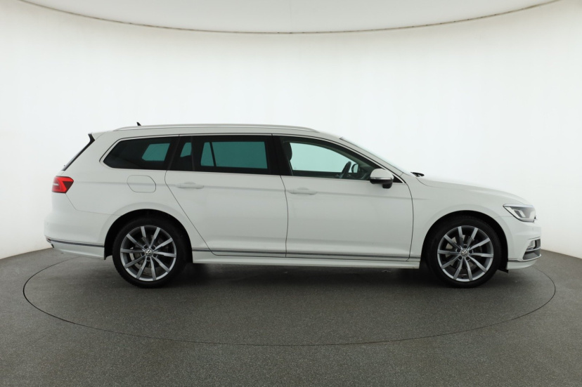 Volkswagen Passat, 2018