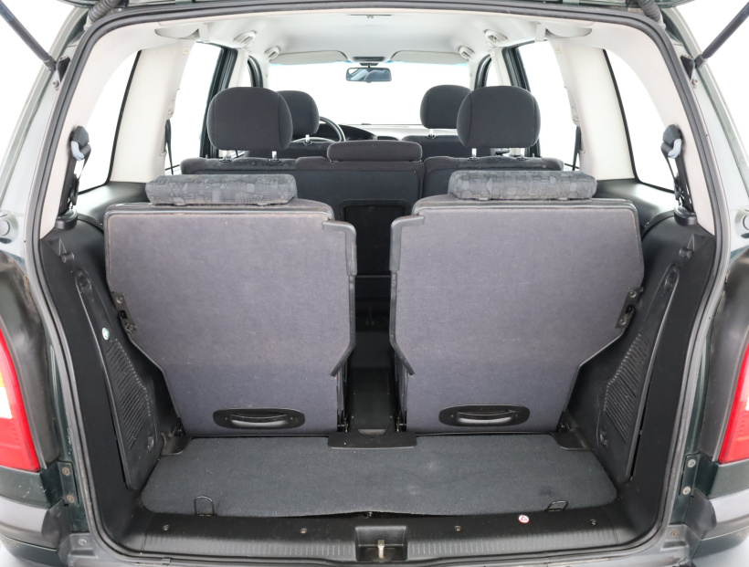 Opel Zafira, 2001