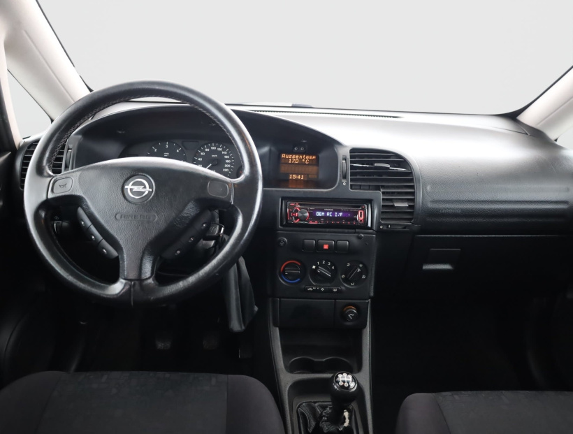 Opel Zafira, 2001