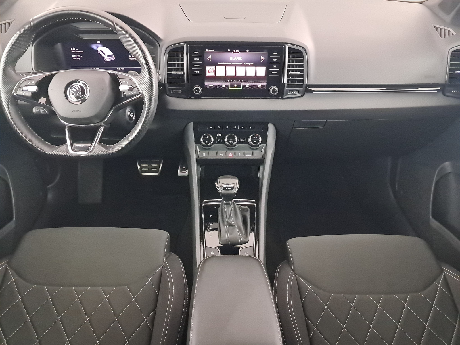 Škoda Karoq - 2023