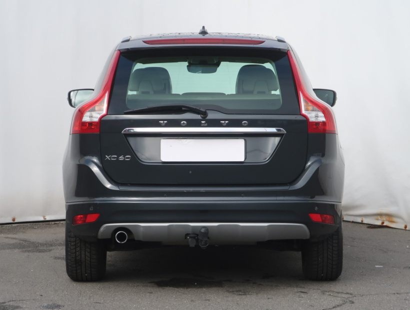 Volvo XC60, 2016