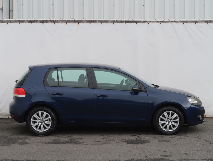 Volkswagen Golf, 2010