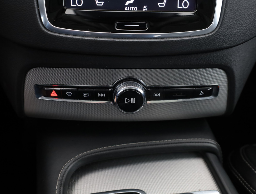 Volvo XC90, 2019