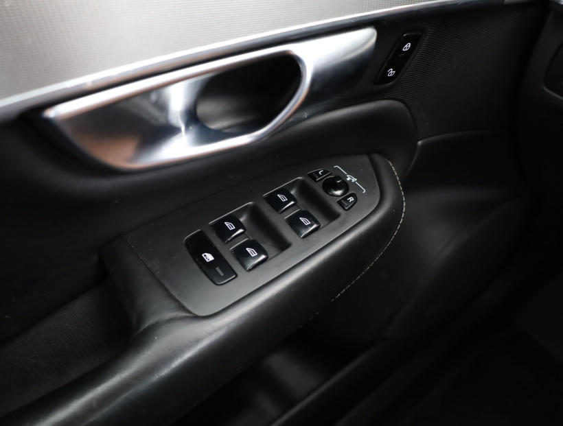 Volvo XC90, 2019