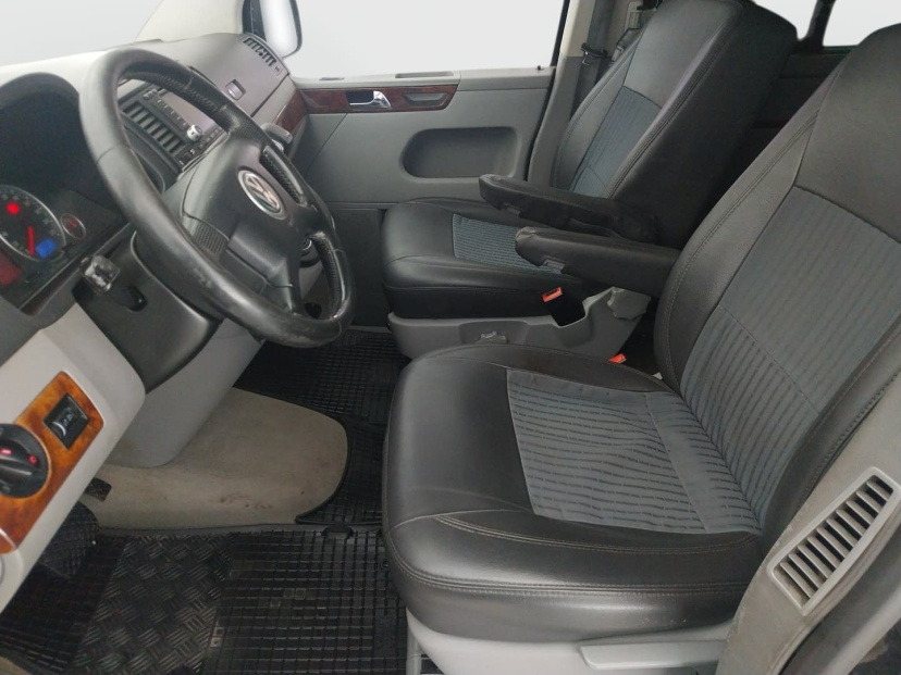 Volkswagen Multivan, 2006
