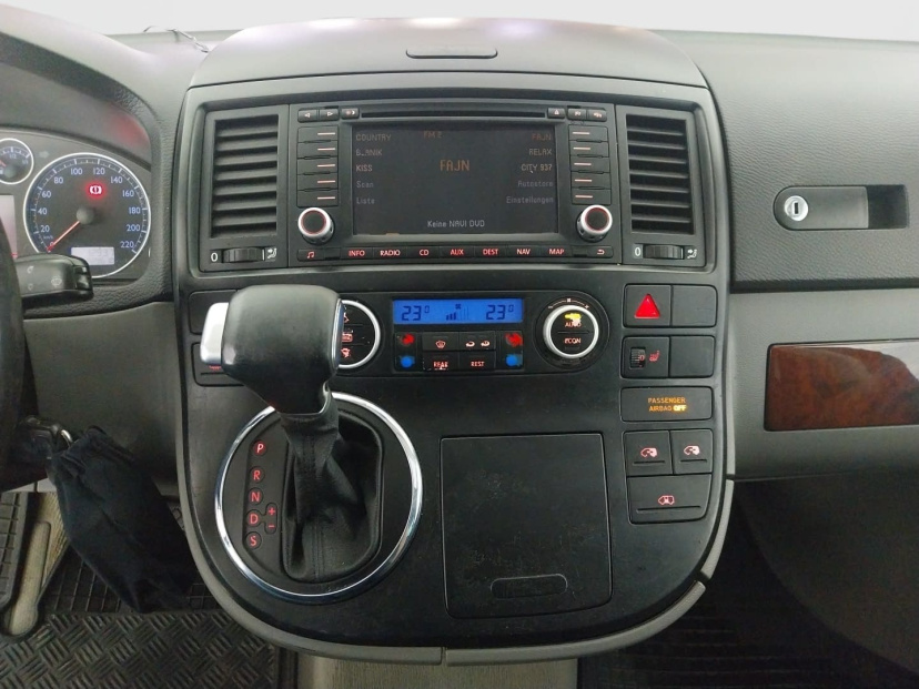 Volkswagen Multivan, 2006