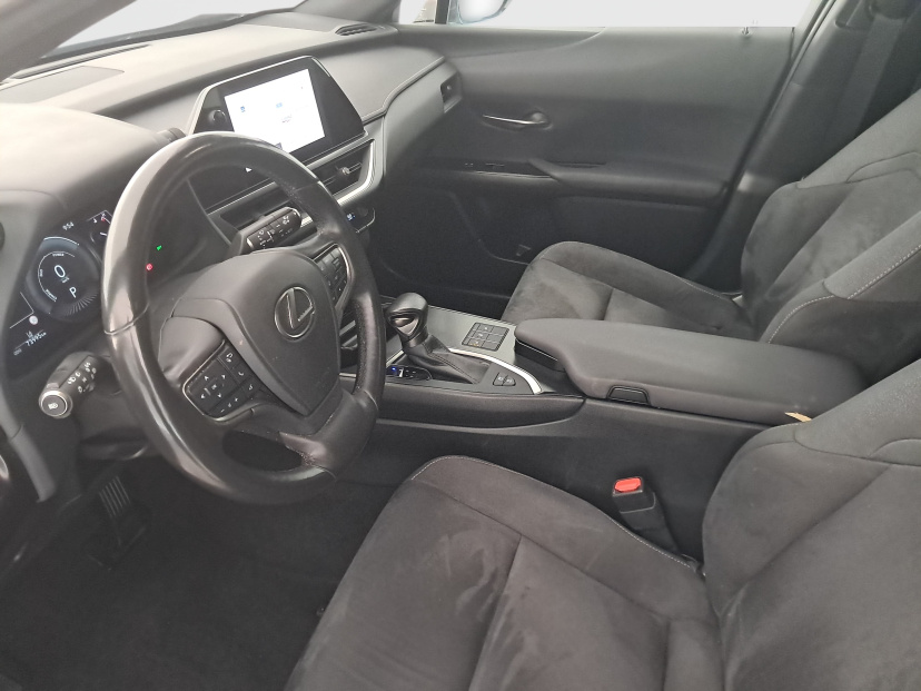 Lexus UX, 2023
