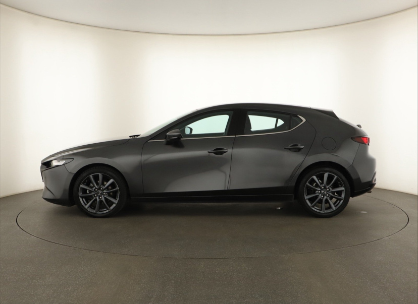 Mazda 3, 2020