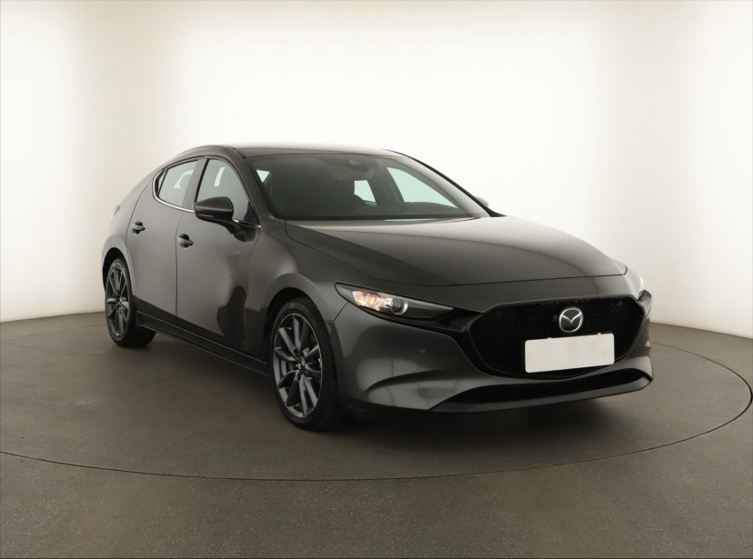 Mazda 3, 2020