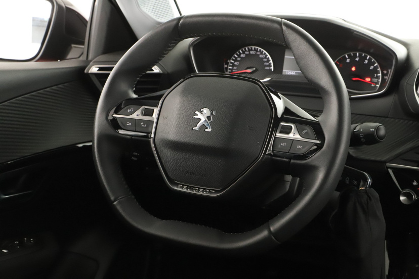 Peugeot 208, 2023