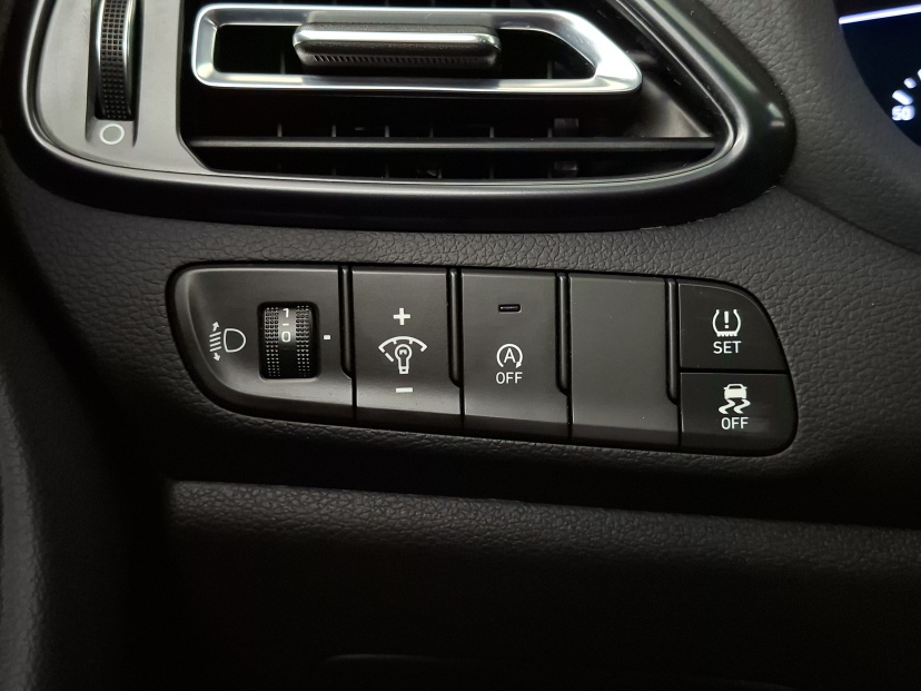 Hyundai i30, 2023