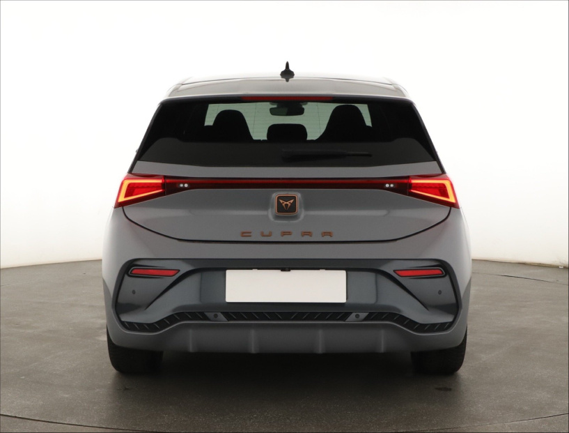 Cupra Born, 2022