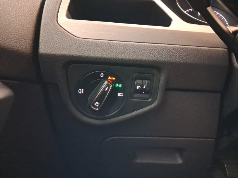 Volkswagen Touran, 2016