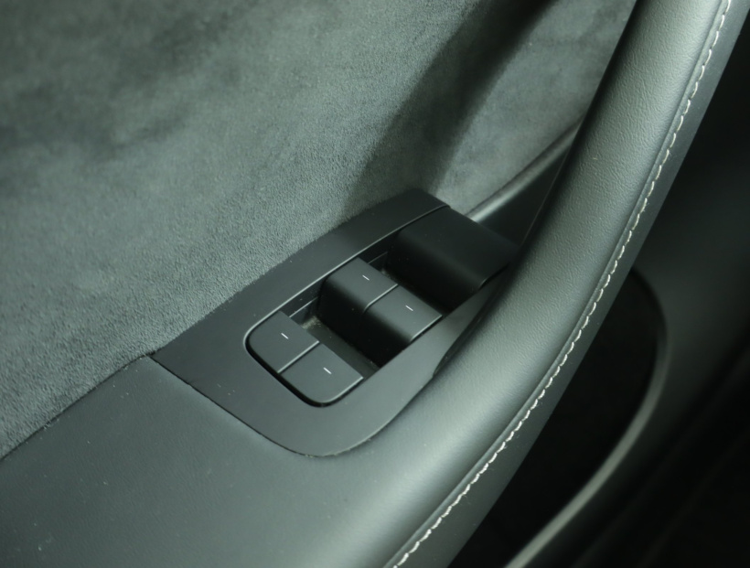 Tesla Model Y, 2021