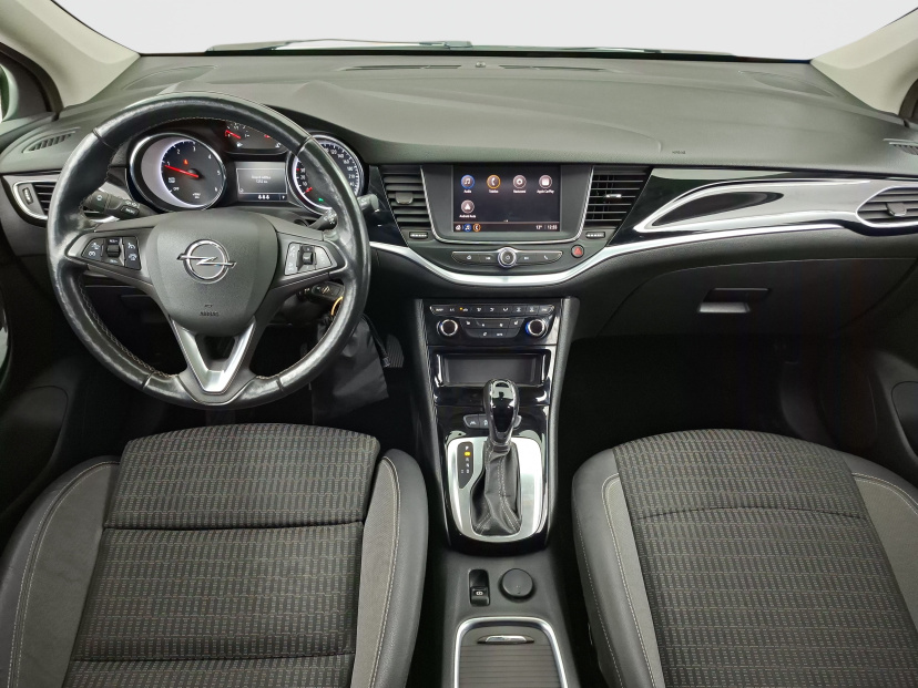Opel Astra, 2021