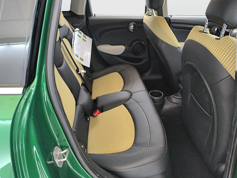 MINI 5-door, 2022