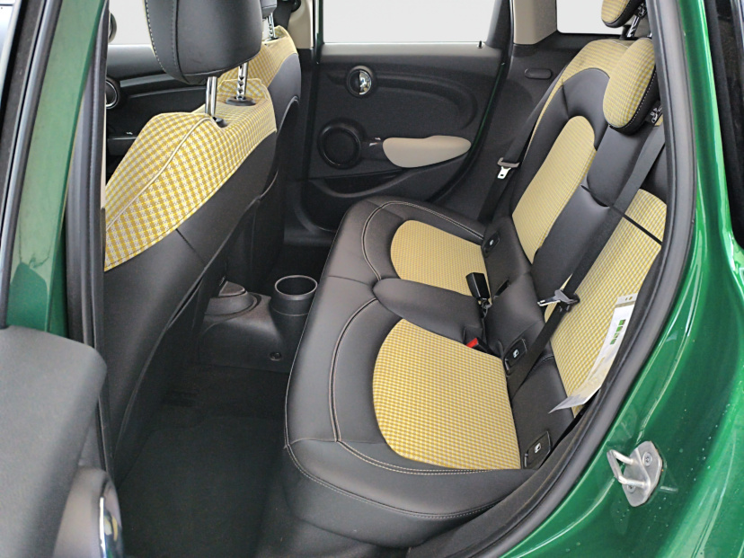 MINI 5-door, 2022