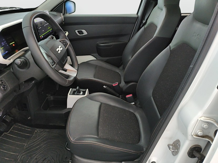 Dacia Spring, 2025