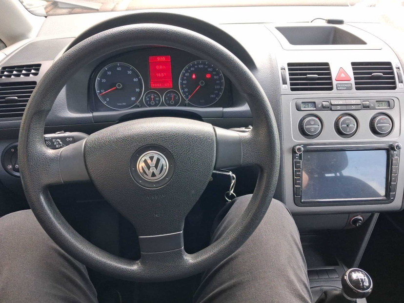 Volkswagen Touran, 2009