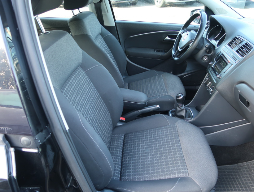 Volkswagen Polo, 2015