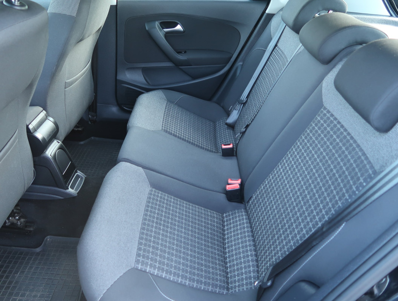 Volkswagen Polo, 2015