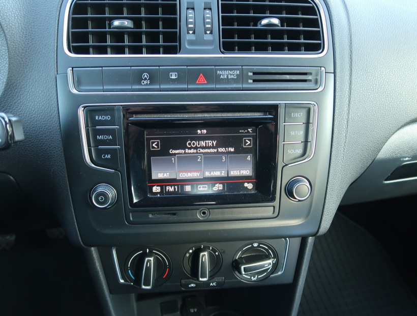 Volkswagen Polo, 2015