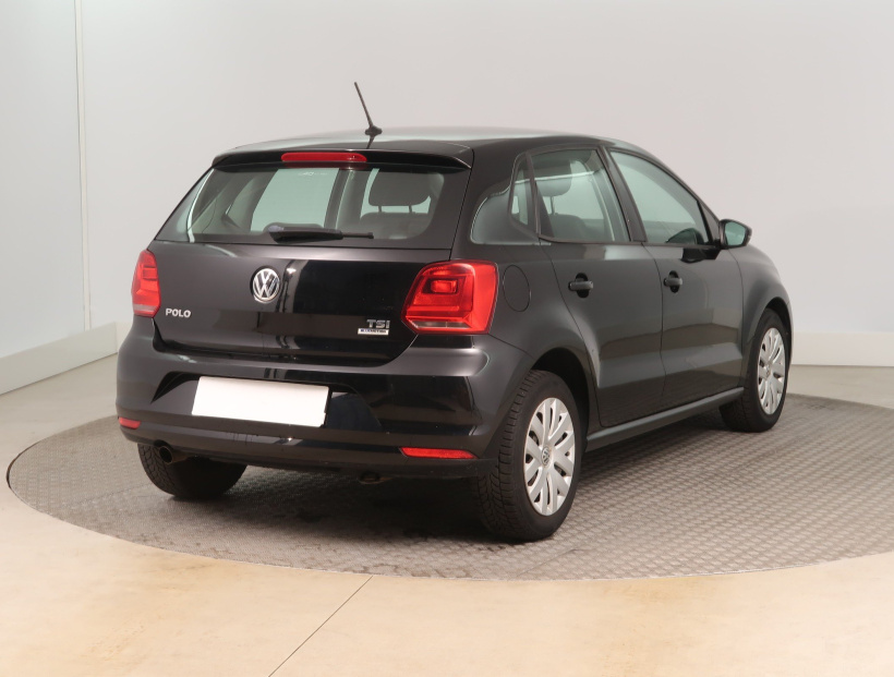 Volkswagen Polo, 2015