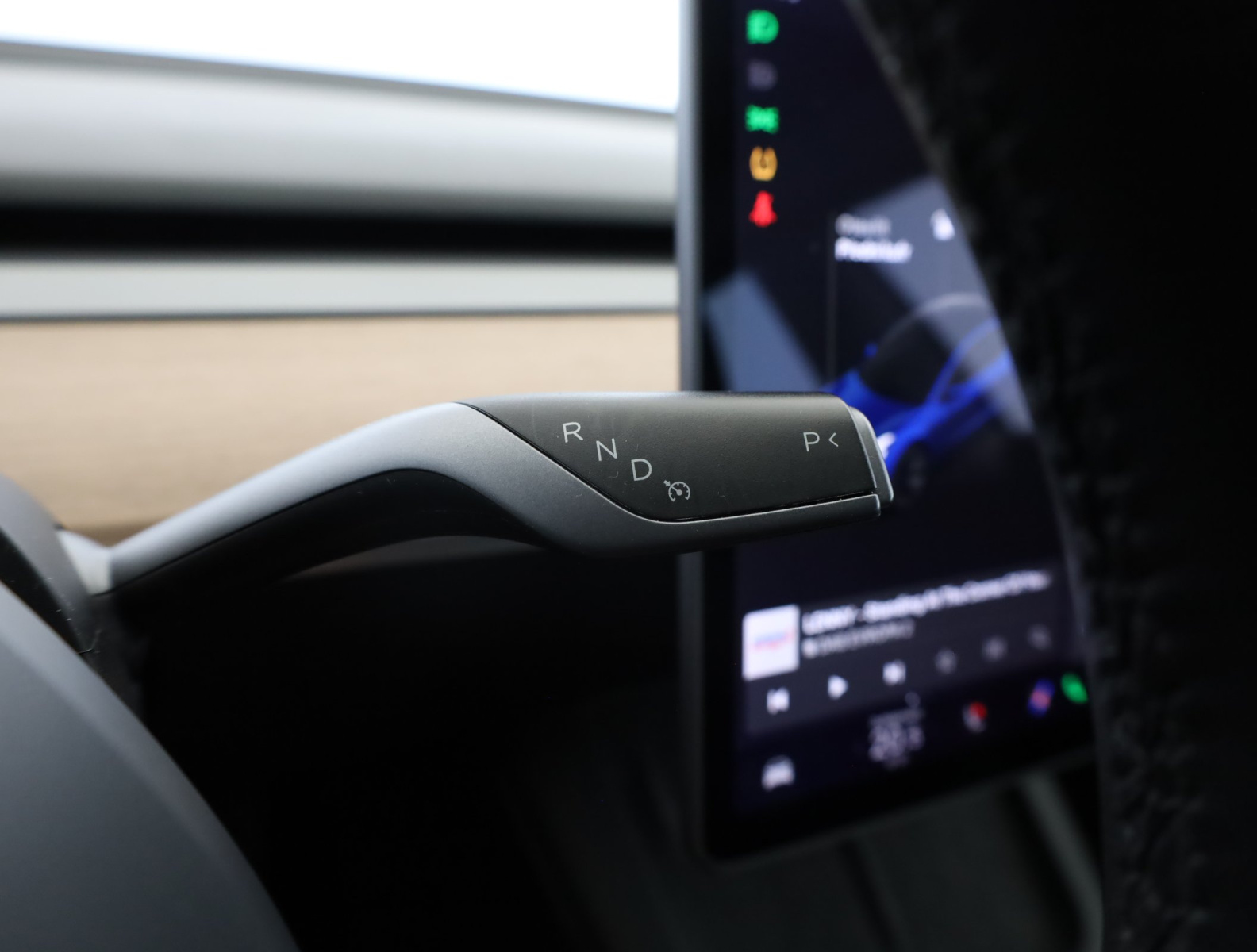 Tesla Model 3 Long Range AWD – fotografie 17