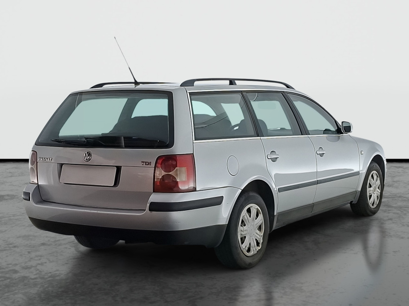 Volkswagen Passat, 2001