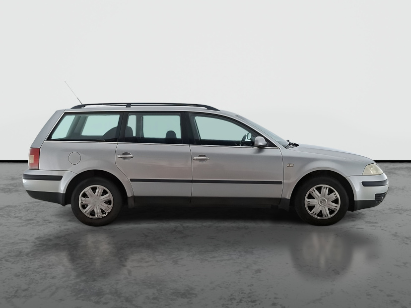 Volkswagen Passat, 2001
