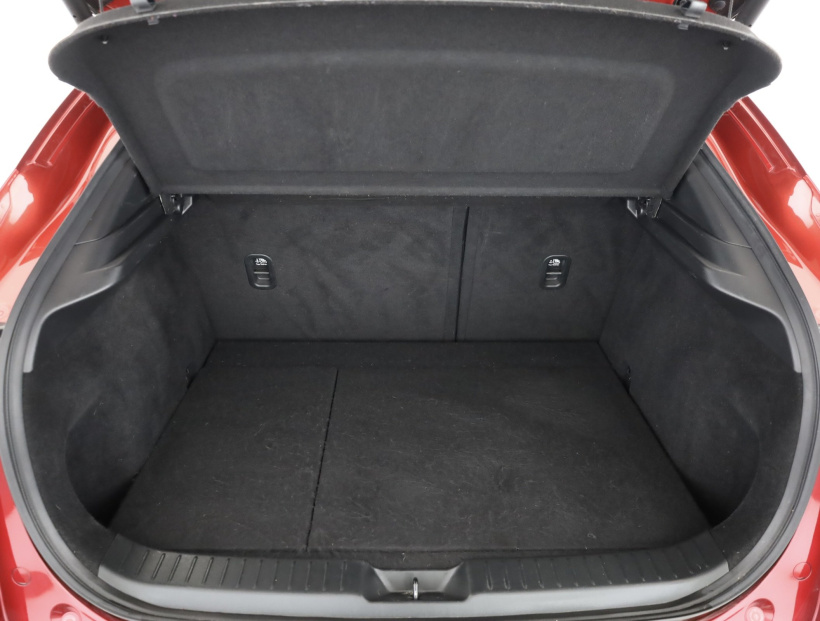 Mazda CX-30, 2022