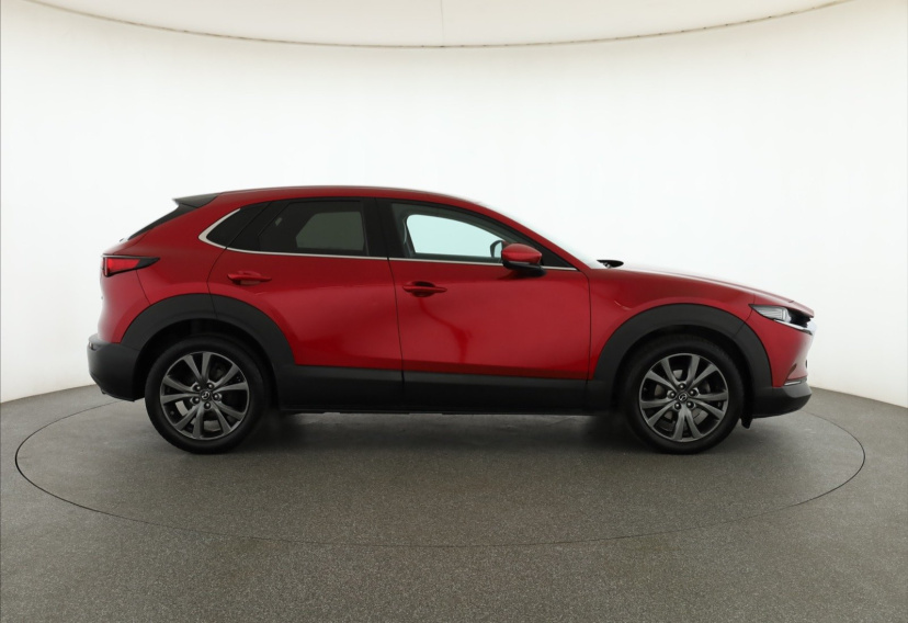 Mazda CX-30, 2022