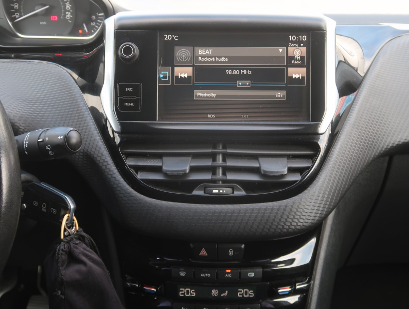 Peugeot 2008, 2016