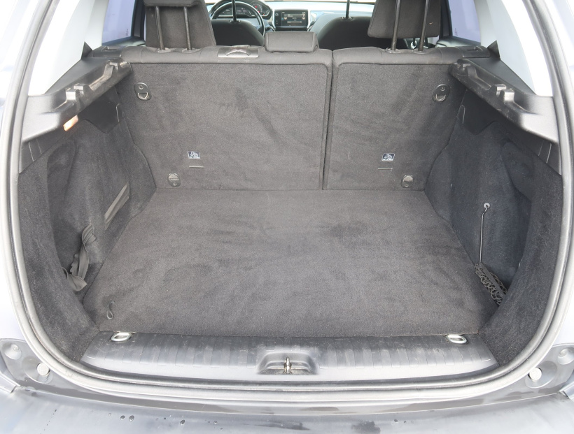 Peugeot 2008, 2016