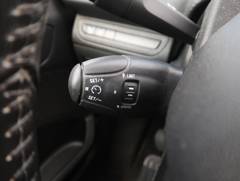 Peugeot 2008, 2016