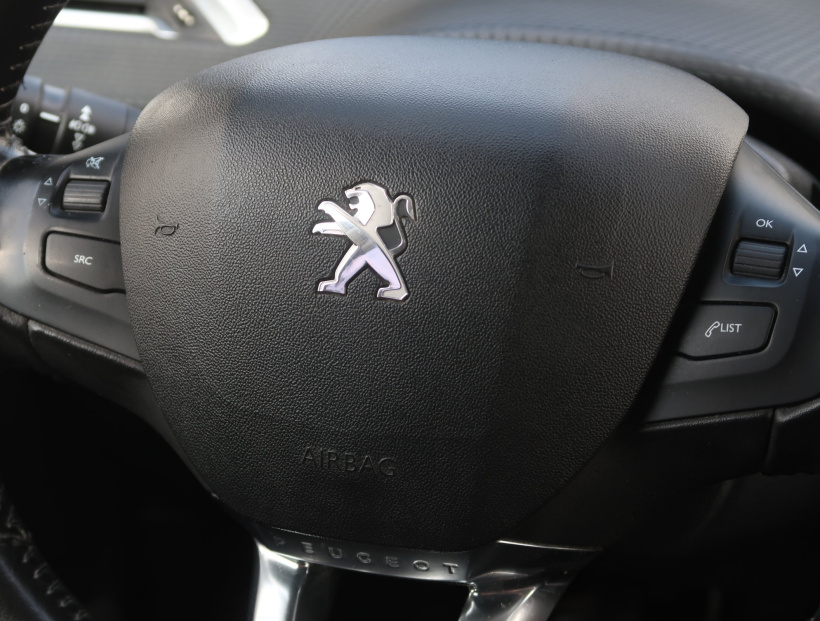 Peugeot 2008, 2016