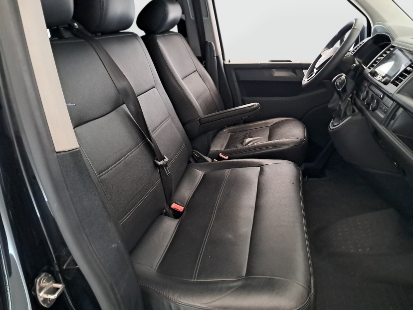 Volkswagen Caravelle, 2015