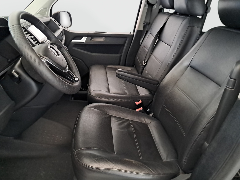 Volkswagen Caravelle, 2015
