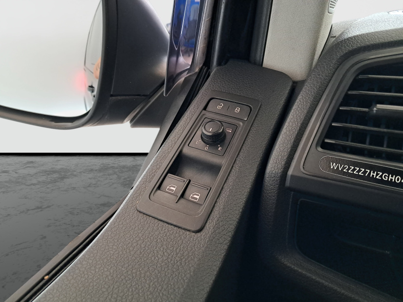 Volkswagen Caravelle, 2015