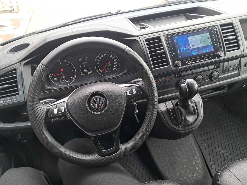 Volkswagen Caravelle, 2015