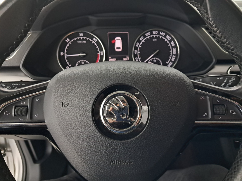 Škoda Superb, 2016