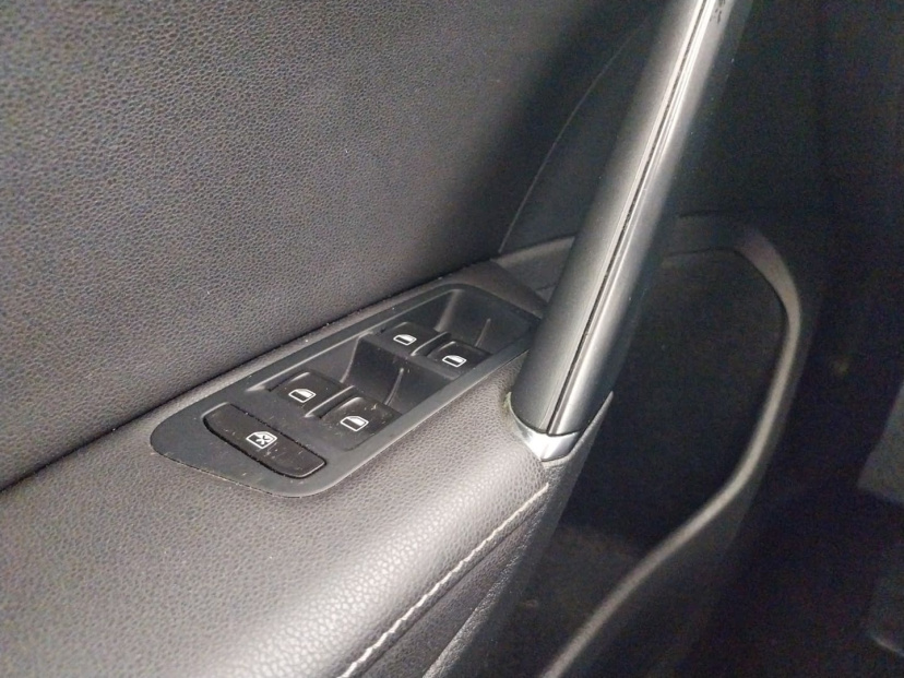 Volkswagen Golf, 2014