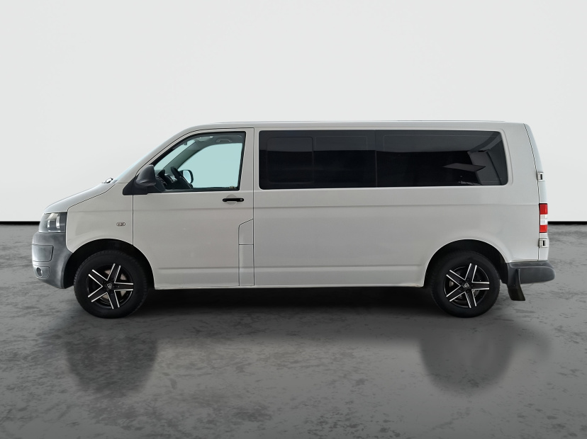 Volkswagen Caravelle, 2010