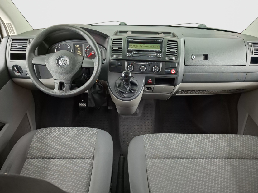 Volkswagen Caravelle, 2010
