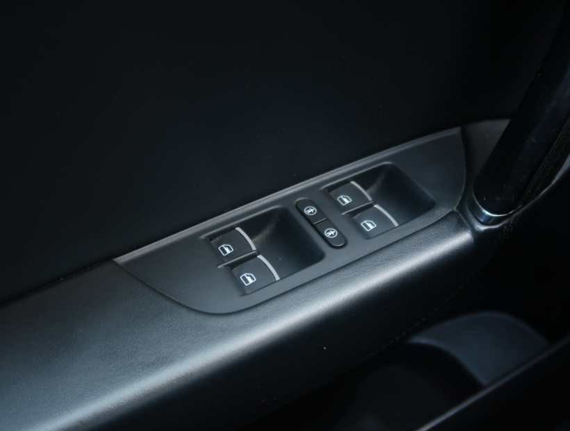 Volkswagen Touareg, 2015