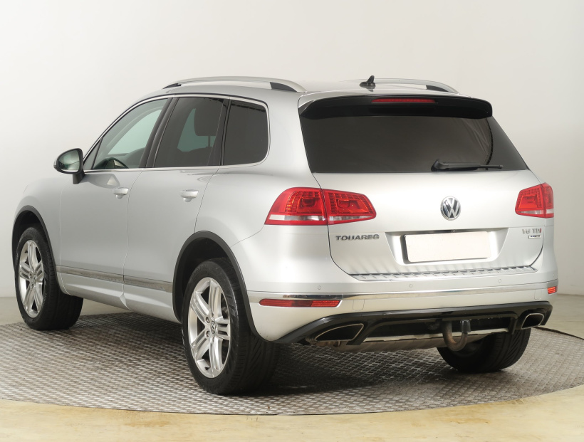 Volkswagen Touareg, 2015