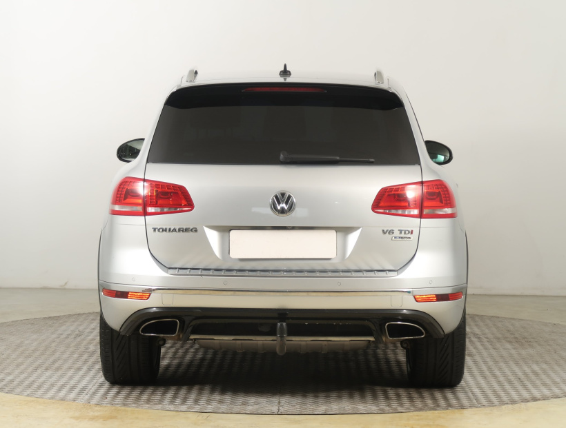 Volkswagen Touareg, 2015