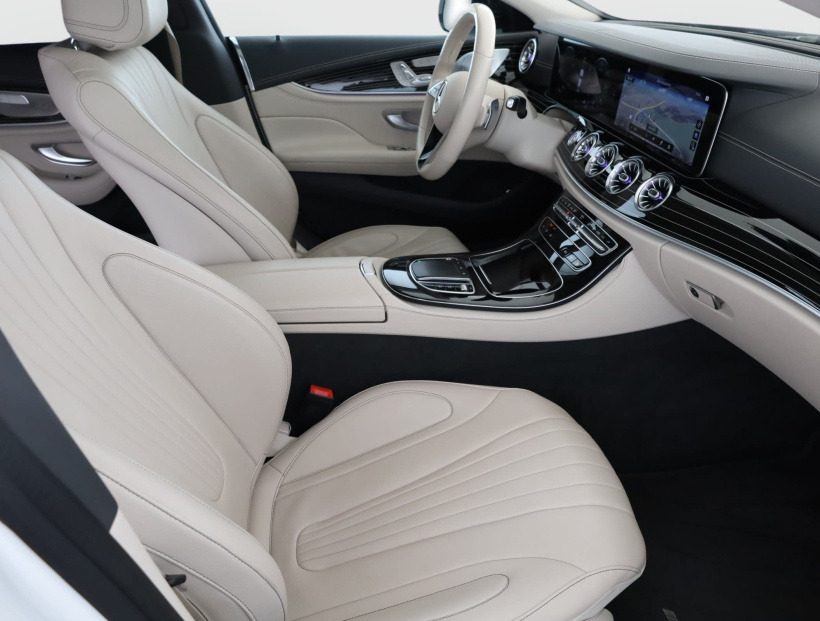Mercedes-Benz CLS, 2022